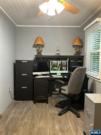 17 Highland Road Bloomingdale NJ 07403