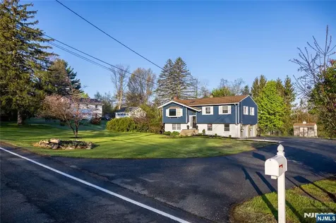 29 Lake Wallkill Road Vernon NJ 07461