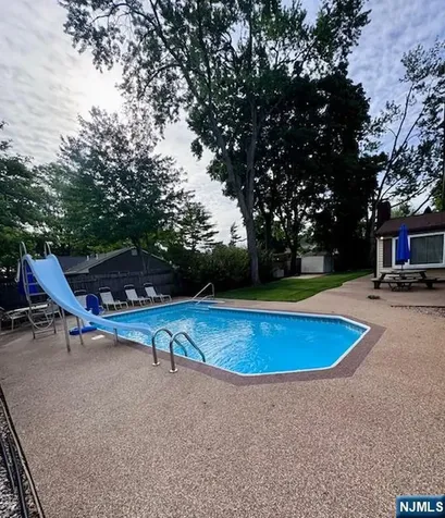 14 Berwick Way Piscataway NJ 08854