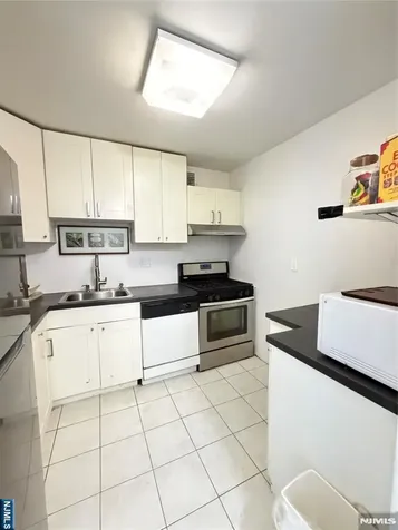 2100 Linwood Fort Lee NJ 07024