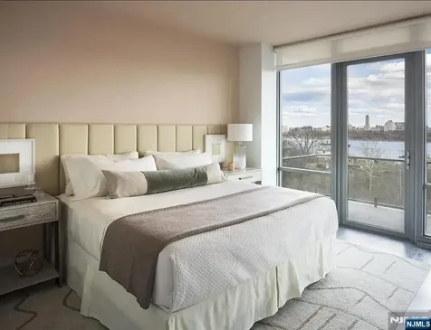 320 Adolphus Avenue Cliffside Park NJ 07010