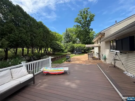 31 Clinton Lane Wayne NJ 07470
