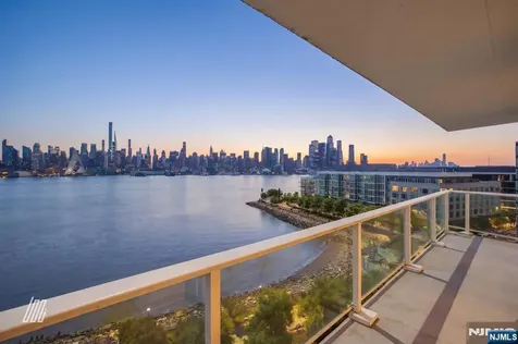 800 Ave At Port Imperial Boulevard Weehawken NJ 07086
