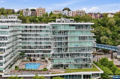 800 Ave At Port Imperial Boulevard Weehawken NJ 07086
