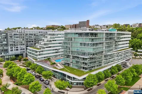 800 Ave At Port Imperial Boulevard Weehawken NJ 07086