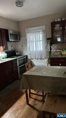 263 Richmond Avenue Paterson NJ 07502