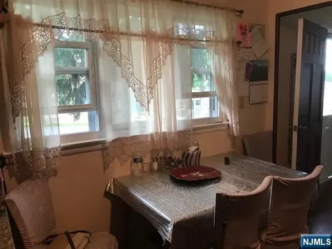 263 Richmond Avenue Paterson NJ 07502