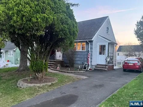 263 Richmond Avenue Paterson NJ 07502