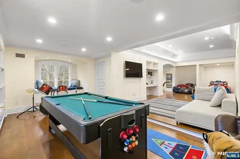 11 Elden Drive Saddle River NJ 07458