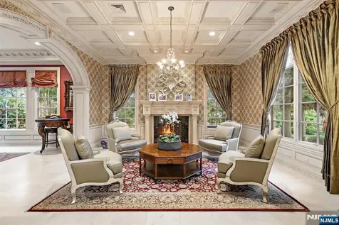 11 Elden Drive Saddle River NJ 07458