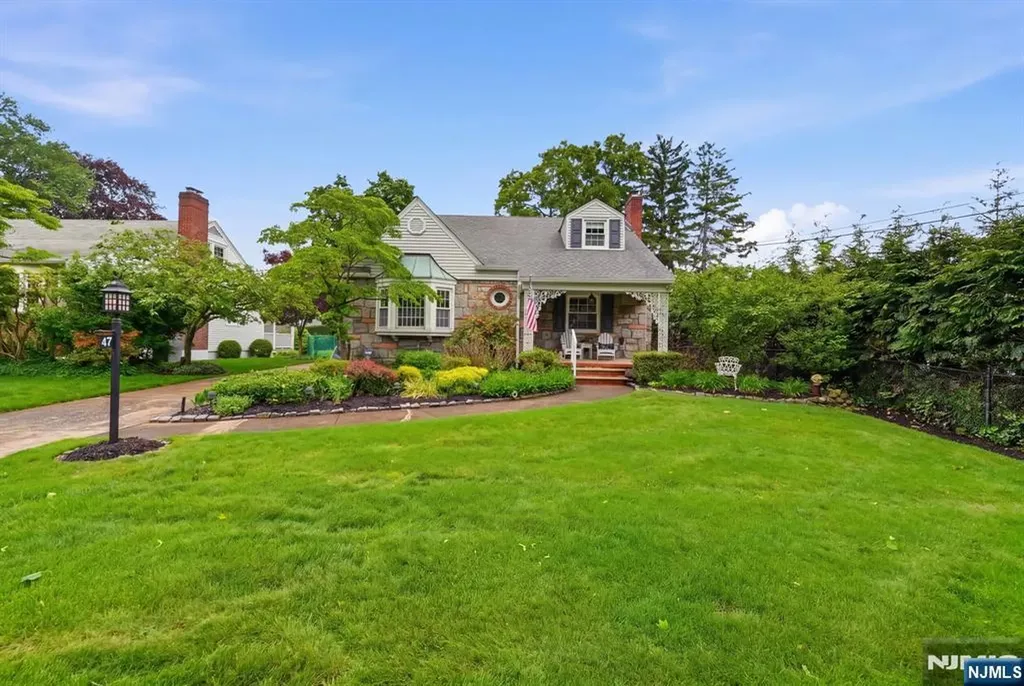 47 Victor Place Hawthorne NJ 07506
