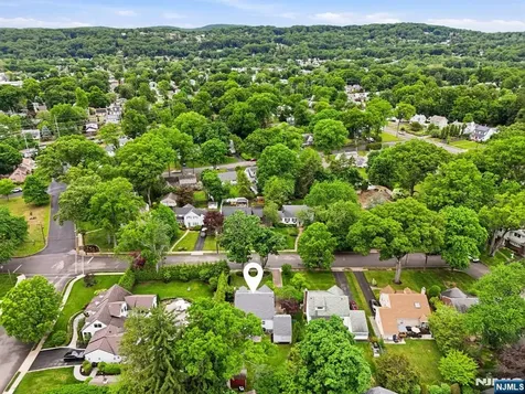 47 Victor Place Hawthorne NJ 07506