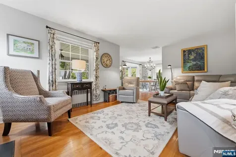 47 Victor Place Hawthorne NJ 07506