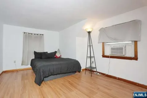 141 Graham Terrace Saddle Brook NJ 07663