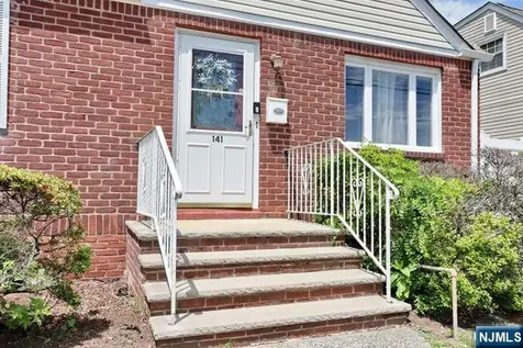 141 Graham Terrace Saddle Brook NJ 07663