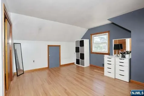 141 Graham Terrace Saddle Brook NJ 07663