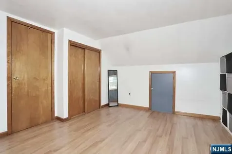 141 Graham Terrace Saddle Brook NJ 07663