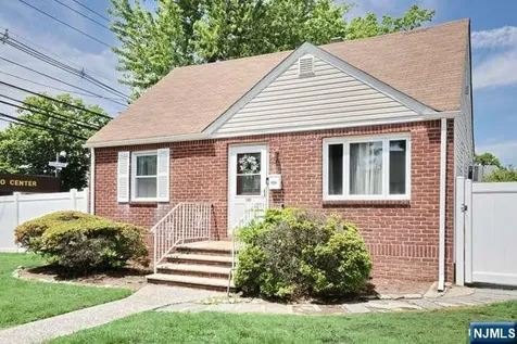 141 Graham Terrace Saddle Brook NJ 07663