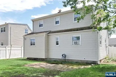 141 Graham Terrace Saddle Brook NJ 07663