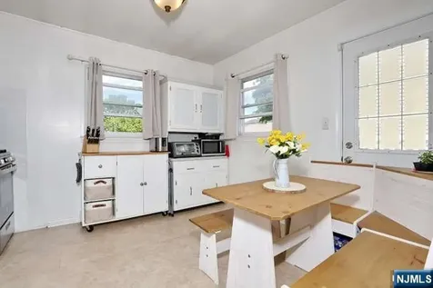 141 Graham Terrace Saddle Brook NJ 07663