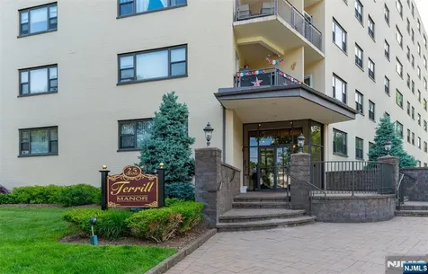 25 Grand Avenue Hackensack NJ 07601