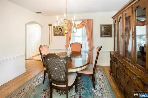 26 Crestview Hill Road Livingston NJ 07039