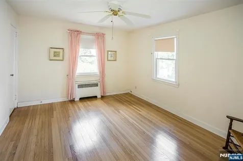 26 Crestview Hill Road Livingston NJ 07039