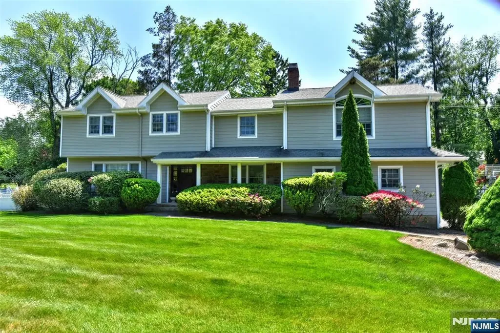 3 Avon Place Woodcliff Lake NJ 07677