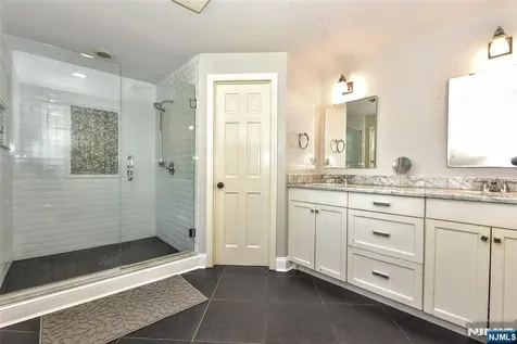 3 Avon Place Woodcliff Lake NJ 07677
