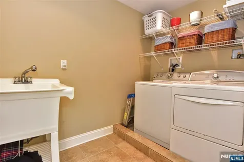 3 Avon Place Woodcliff Lake NJ 07677