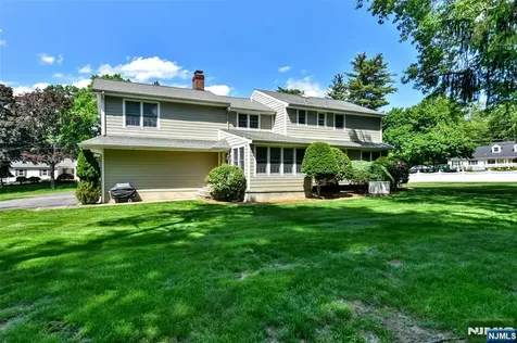 3 Avon Place Woodcliff Lake NJ 07677