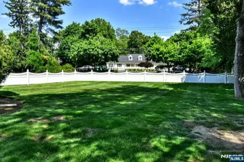 3 Avon Place Woodcliff Lake NJ 07677
