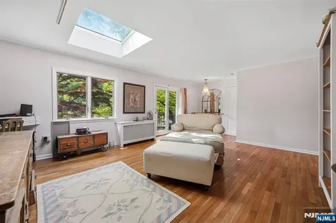 716 Colonial Road Franklin Lakes NJ 07417