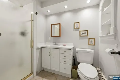 716 Colonial Road Franklin Lakes NJ 07417