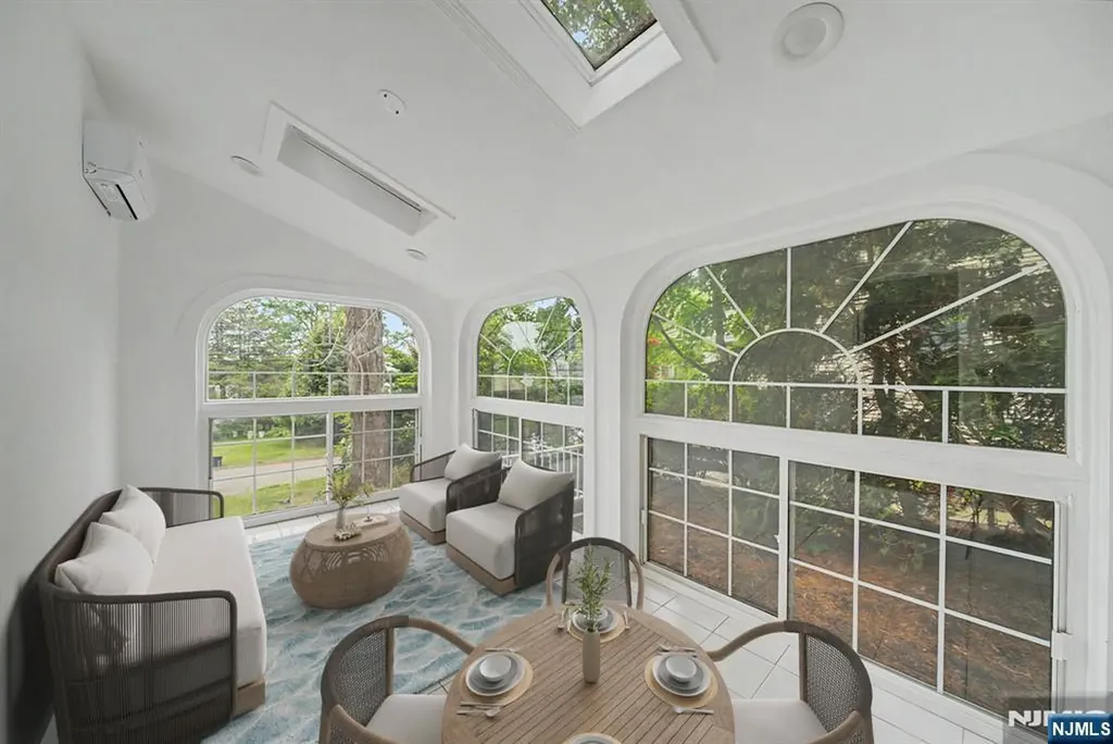 433 Louisa Avenue Wyckoff NJ 07481