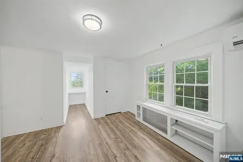 433 Louisa Avenue Wyckoff NJ 07481