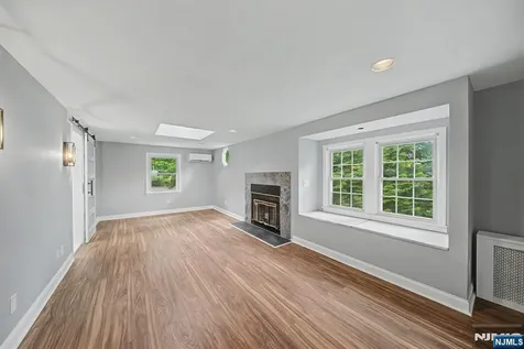 433 Louisa Avenue Wyckoff NJ 07481