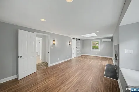 433 Louisa Avenue Wyckoff NJ 07481