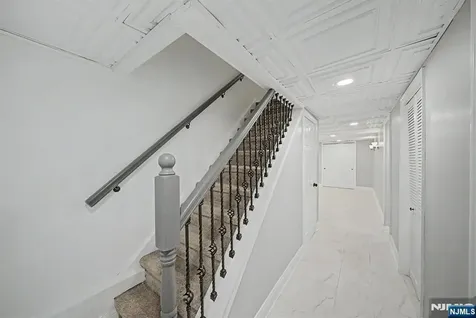 433 Louisa Avenue Wyckoff NJ 07481