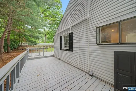 433 Louisa Avenue Wyckoff NJ 07481
