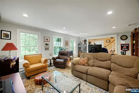 980 Briarwoods Road Franklin Lakes NJ 07417