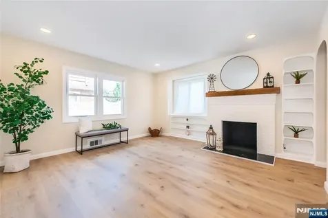 421 Tryon Avenue Englewood NJ 07631