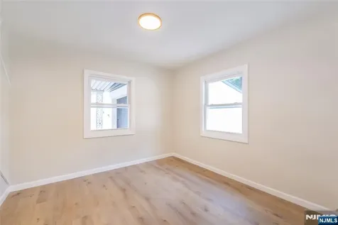 421 Tryon Avenue Englewood NJ 07631