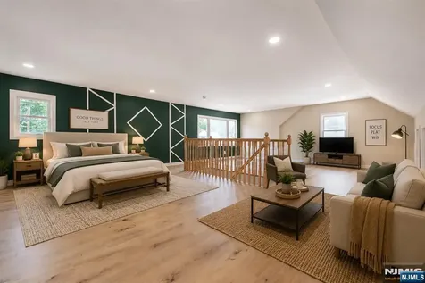 421 Tryon Avenue Englewood NJ 07631