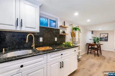 421 Tryon Avenue Englewood NJ 07631