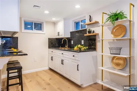 421 Tryon Avenue Englewood NJ 07631