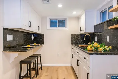 421 Tryon Avenue Englewood NJ 07631