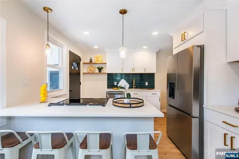 421 Tryon Avenue Englewood NJ 07631