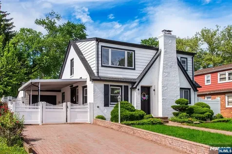 421 Tryon Avenue Englewood NJ 07631