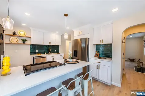 421 Tryon Avenue Englewood NJ 07631